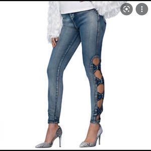 Peek-a-bow skinny jeans